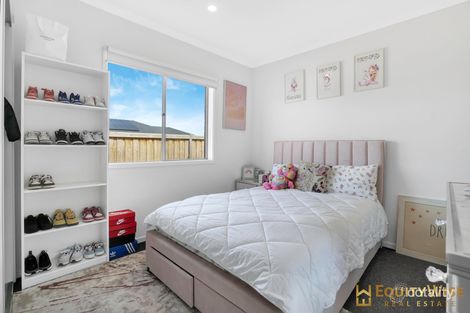 Property photo of 10 Chalet Street Wyndham Vale VIC 3024
