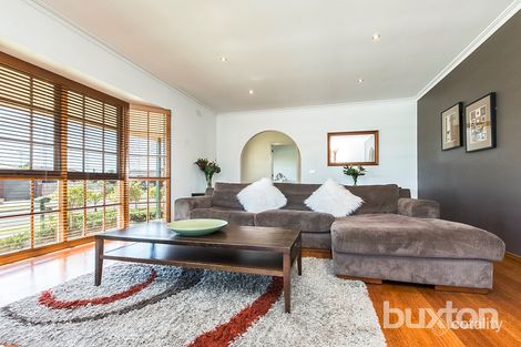 Property photo of 1 Marlee Court Grovedale VIC 3216