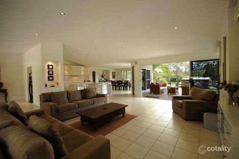 Property photo of 16 Hamilton Close Mooloolah Valley QLD 4553
