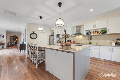 Property photo of 9 Hull Crescent Pakenham VIC 3810