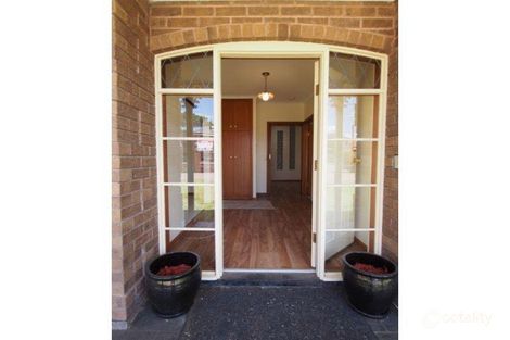 Property photo of 5 Havelock Close Novar Gardens SA 5040