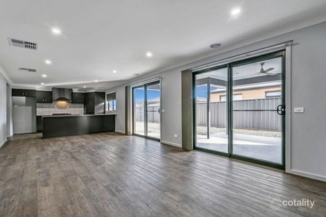 Property photo of 15 Keewong Drive Strathfieldsaye VIC 3551