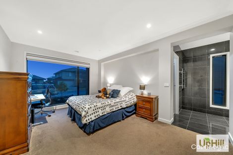 Property photo of 44 Bellhaven Circuit Clyde North VIC 3978