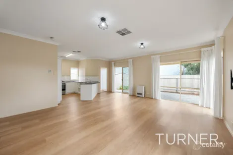 Property photo of 1 Glenmore Close Greenwith SA 5125
