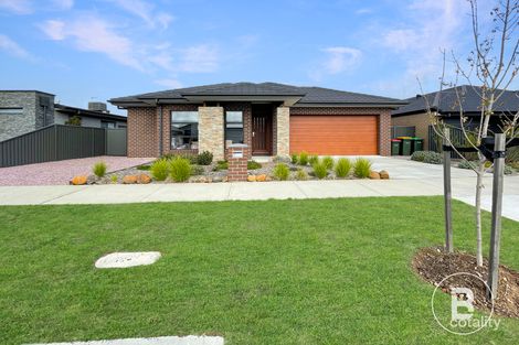 Property photo of 27 Moore Way Lucas VIC 3350