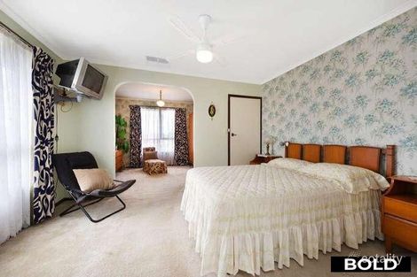 128 King Arthur Dr, Glen Waverley, VIC 3150