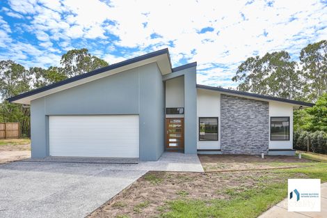 62 Turnberry Way, Brookwater, QLD 4300