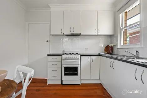 Property photo of 60 Winter Crescent Reservoir VIC 3073