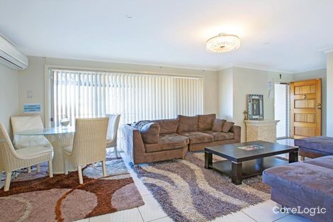 Property photo of 28 Crayford Crescent Mount Pritchard NSW 2170