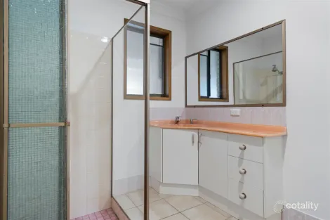 Property photo of 32 Reading Drive Alexandra Hills QLD 4161