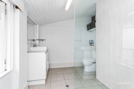 Property photo of 24 Kingsgate Street Oxley QLD 4075