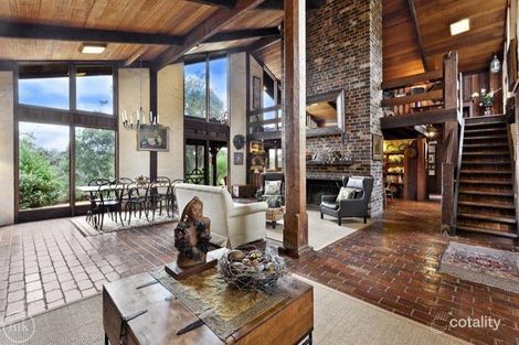 Property photo of 42 Homestead Road Eltham VIC 3095