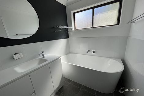Property photo of 2/44 Mojave Drive Burleigh Waters QLD 4220