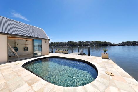 Property photo of 167 Georges River Crescent Oyster Bay NSW 2225