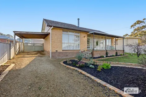 42 Newington Rd, Stawell, VIC 3380
