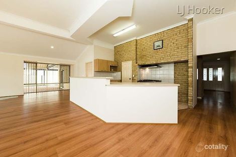 Property photo of 2 Lima Close Warnbro WA 6169