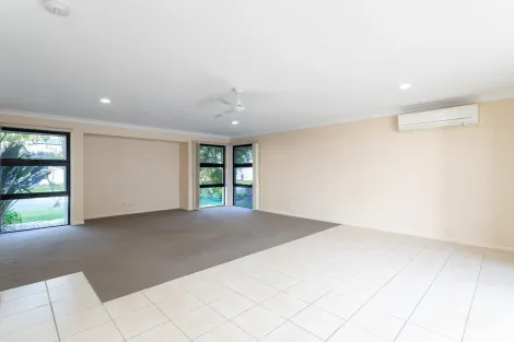 Property photo of 24 Seville Circuit Burleigh Waters QLD 4220