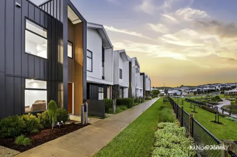 4 Bolger Walk, Lilydale, VIC 3140