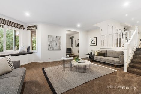 Property photo of 4 Gleneagle Way Eltham VIC 3095