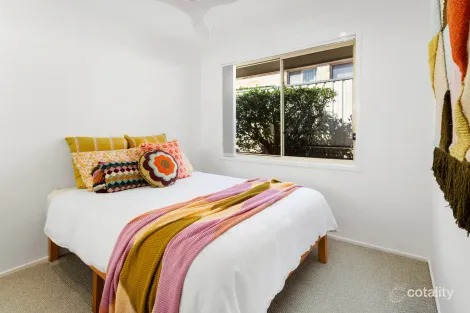 Property photo of 14 Highcroft Boulevard Horsley NSW 2530