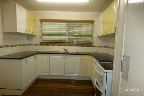 Property photo of 25 Spring Crescent Dysart QLD 4745
