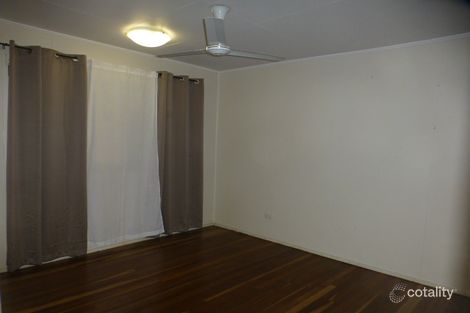 Property photo of 25 Spring Crescent Dysart QLD 4745