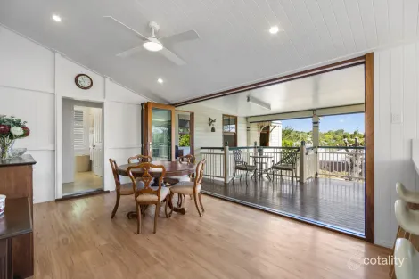 Property photo of 11 Frederick Street Newtown QLD 4305