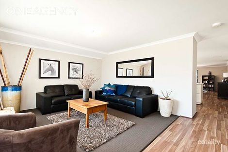 Property photo of 18 Bundoran Approach Hilbert WA 6112