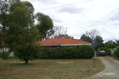 16 Kiama Rd, Armadale, WA 6112