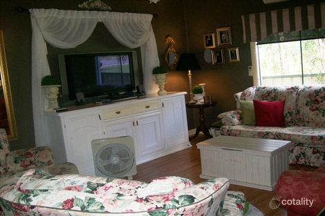 Property photo of 60 Vulture Street Ellalong NSW 2325