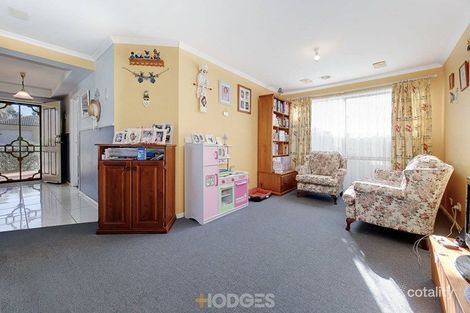 Property photo of 20 Pineview Court Werribee VIC 3030