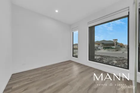 Property photo of 8 Lavender Street Wollert VIC 3750