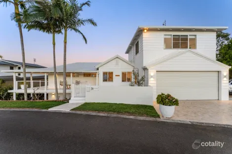 Property photo of 24 Grandview Drive Coolum Beach QLD 4573