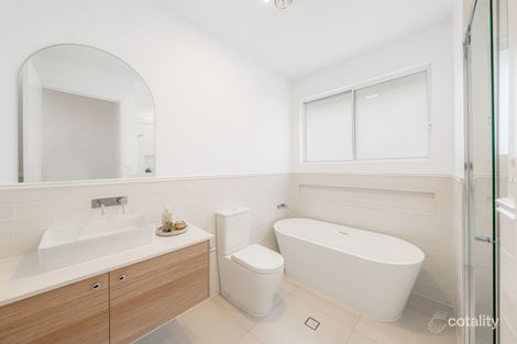 Property photo of 16 Ormiston Grove Ormiston QLD 4160