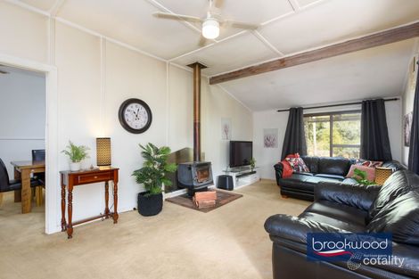 Property photo of 4 Bridgeman Road Bakers Hill WA 6562