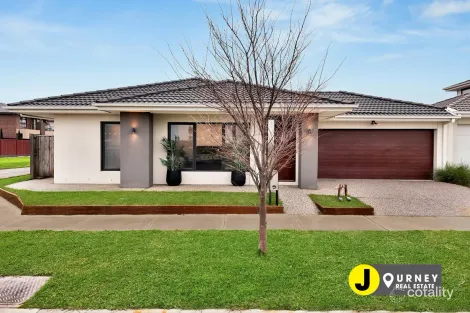8 Catees St, Clyde North, VIC 3978