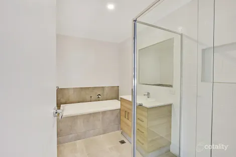 Property photo of 434 Grande Avenue Spring Mountain QLD 4300