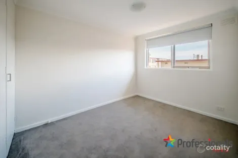 Property photo of 8/7 Hemmings Street Dandenong VIC 3175