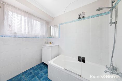 Property photo of 3/6 Allard Place Ingleburn NSW 2565