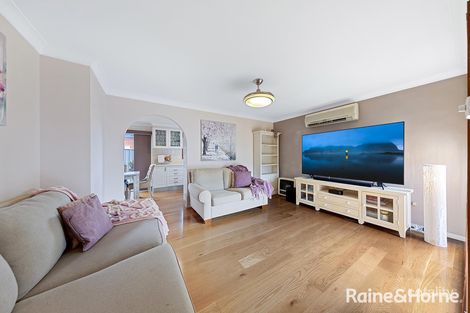 Property photo of 3/6 Allard Place Ingleburn NSW 2565