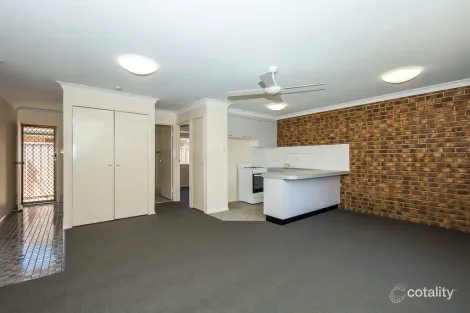 Property photo of 1/11 Emsworth Street Wynnum QLD 4178