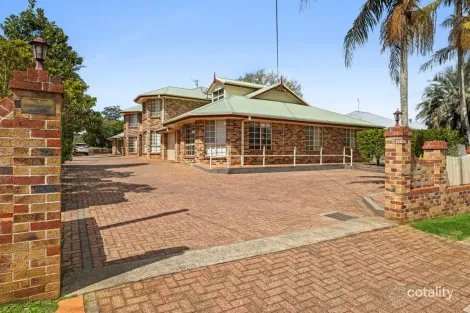 Property photo of 334 Hume Street Centenary Heights QLD 4350