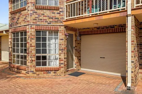 Property photo of 334 Hume Street Centenary Heights QLD 4350
