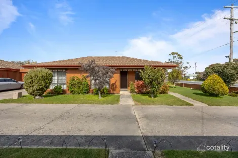 2/428-430 Gillies St N, Wendouree, VIC 3355