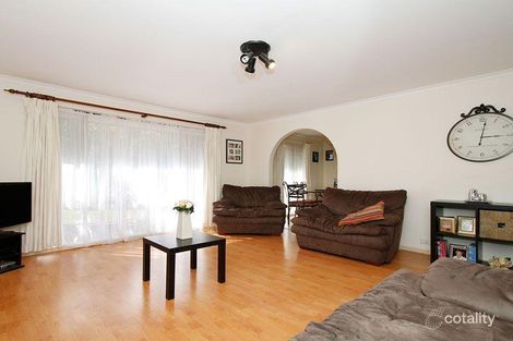 Property photo of 2 Acacia Road Morphett Vale SA 5162