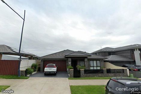 Property photo of 25 Elizabeth McRae Avenue Minto NSW 2566