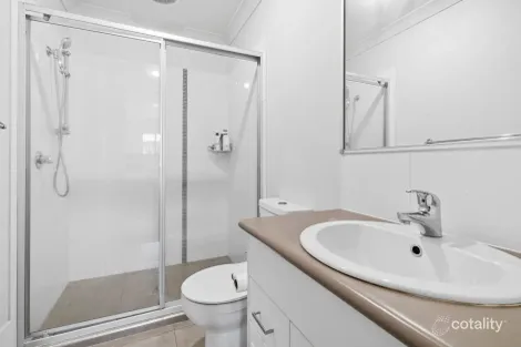 Property photo of 8/5 Faculty Crescent Mudgeeraba QLD 4213