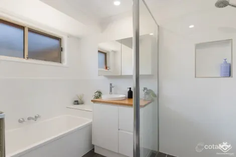 Property photo of 45 Universal Street Oxenford QLD 4210