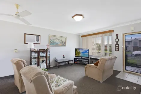 Property photo of 74 Kathleen White Crescent Killarney Vale NSW 2261