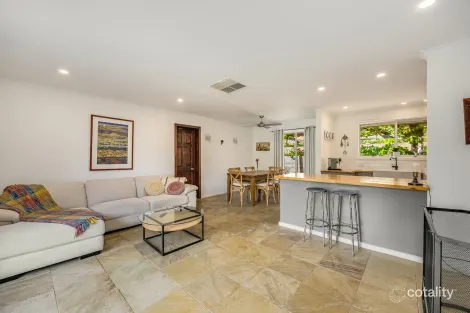 Property photo of 44 Horseshoe Drive Aberfoyle Park SA 5159